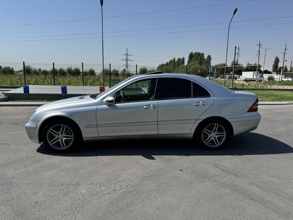 Mercedes W203 Sotiladi!