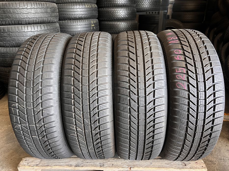 4 anvelope iarna ca NOI 225/60/18 , Continental , DOT 3824 !