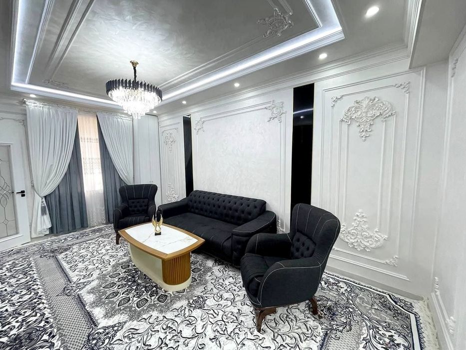 4 комнатная квартира в Новостройке Геофизика