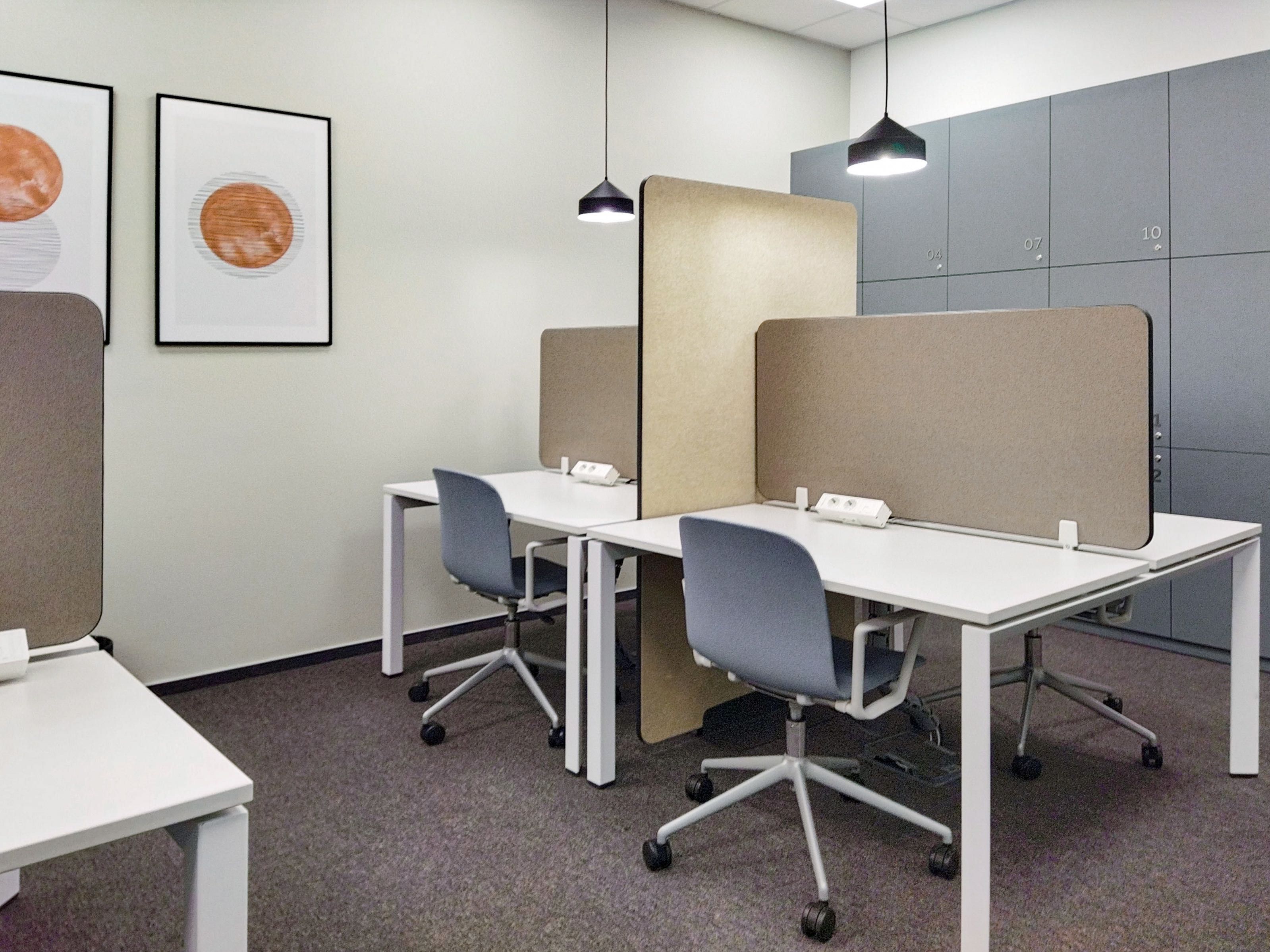 Работете по-продуктивно в споделено офис пространство в Regus Kameniza