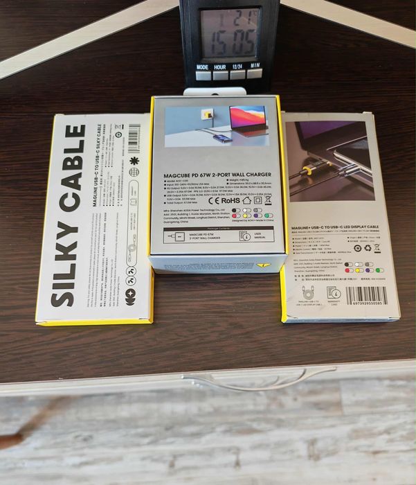 Aohi magcube PD 67w японско зарядно за телефон