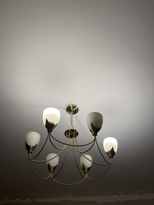 Люстра 6ти рожковая