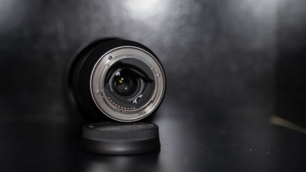 Tamron A047 70-300mm F4.5-6.3 Di III RXD Sony E Mount w/Hood