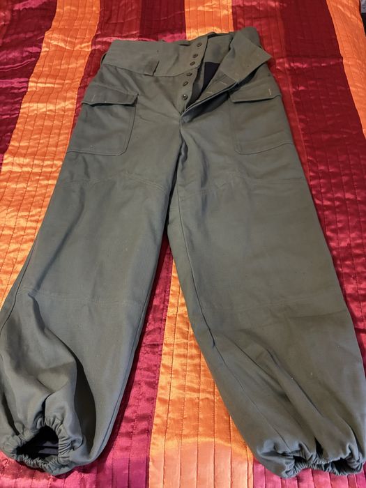 Спортен комплект за излет, подходящ и за ловуване, риболов, в цвят зел