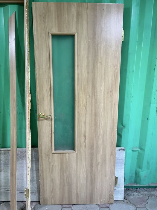 Дверь межкомнатная  2 м. х 80 см.