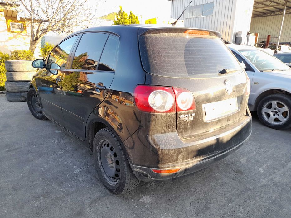На части! VW Golf Plus 1.9 TDI BLS*