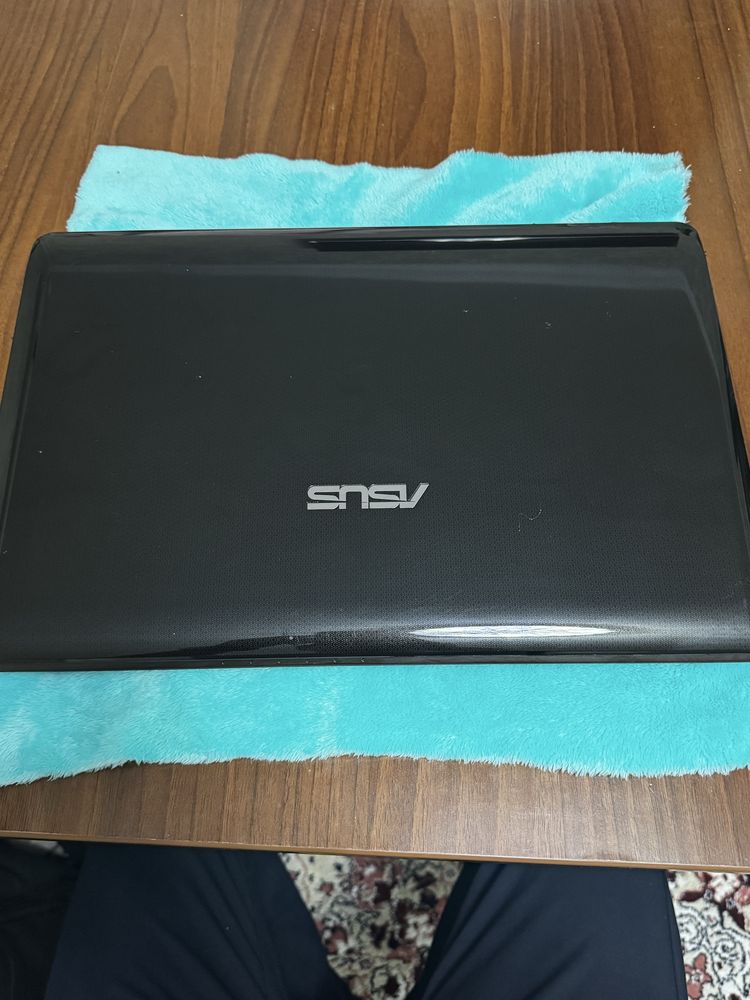 Asus kampyuter yaxshi sastayannada sichqoncha qoshib beriladi