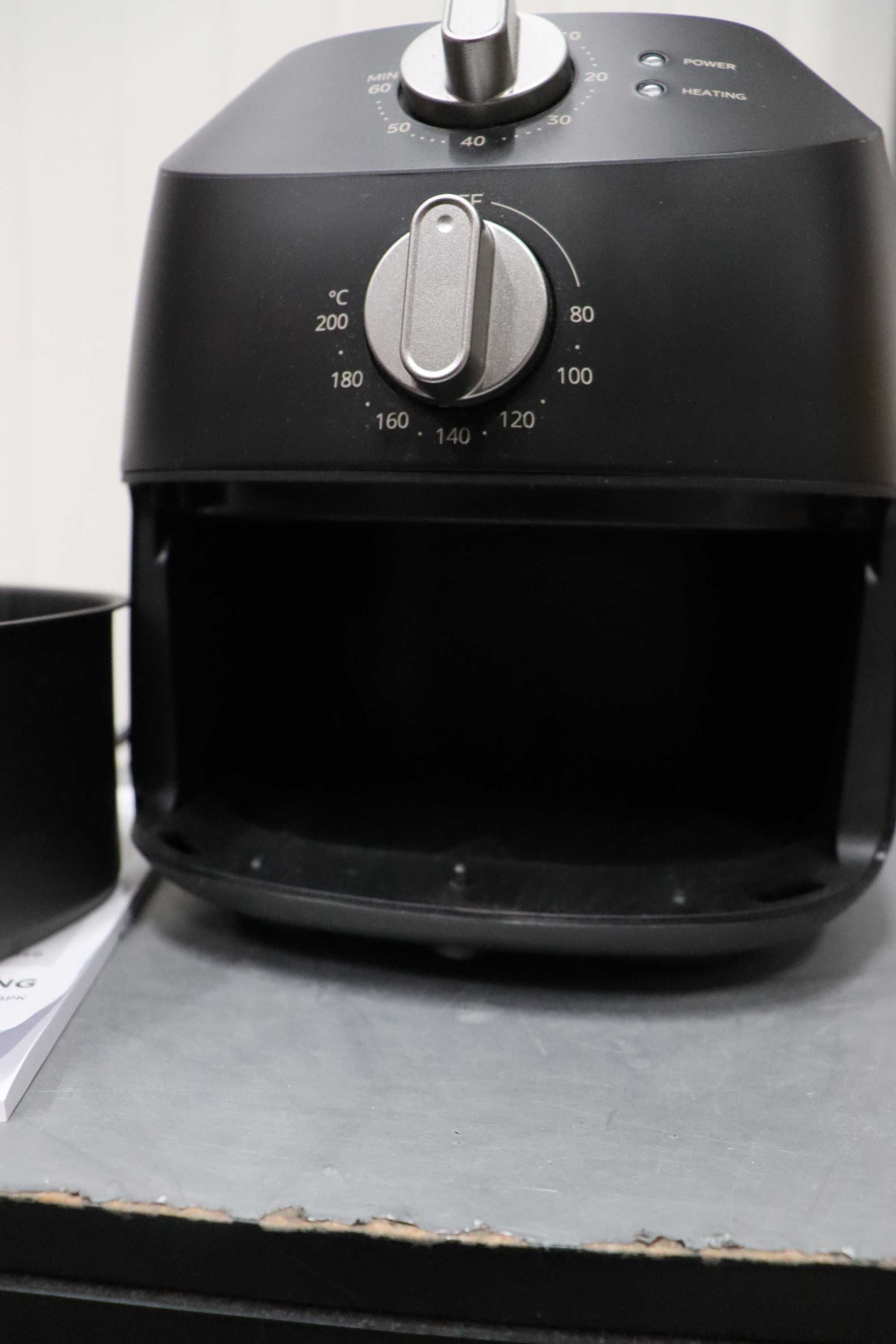 Еър фрайер Midea Compact 2L