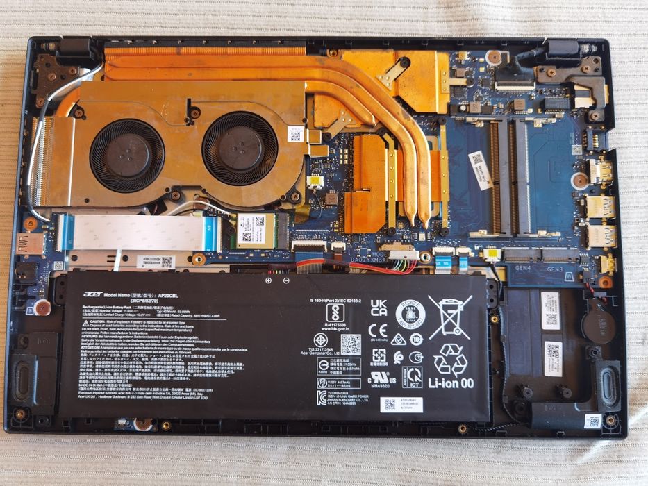 Dezmembrez Acer Aspire 7