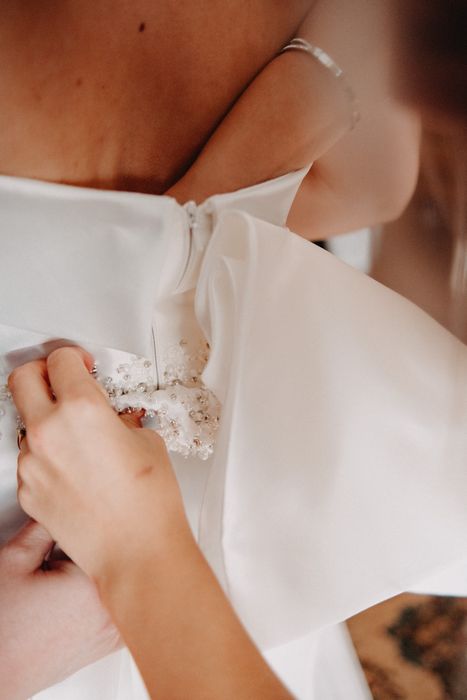 Vând rochie de mireasă