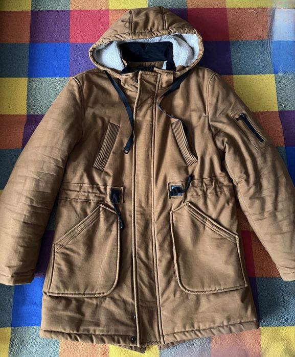 Продам парку мужскую