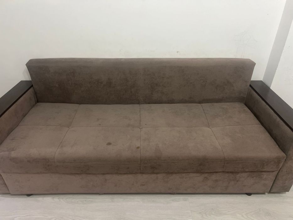 Продам диван б/у 30.000тг