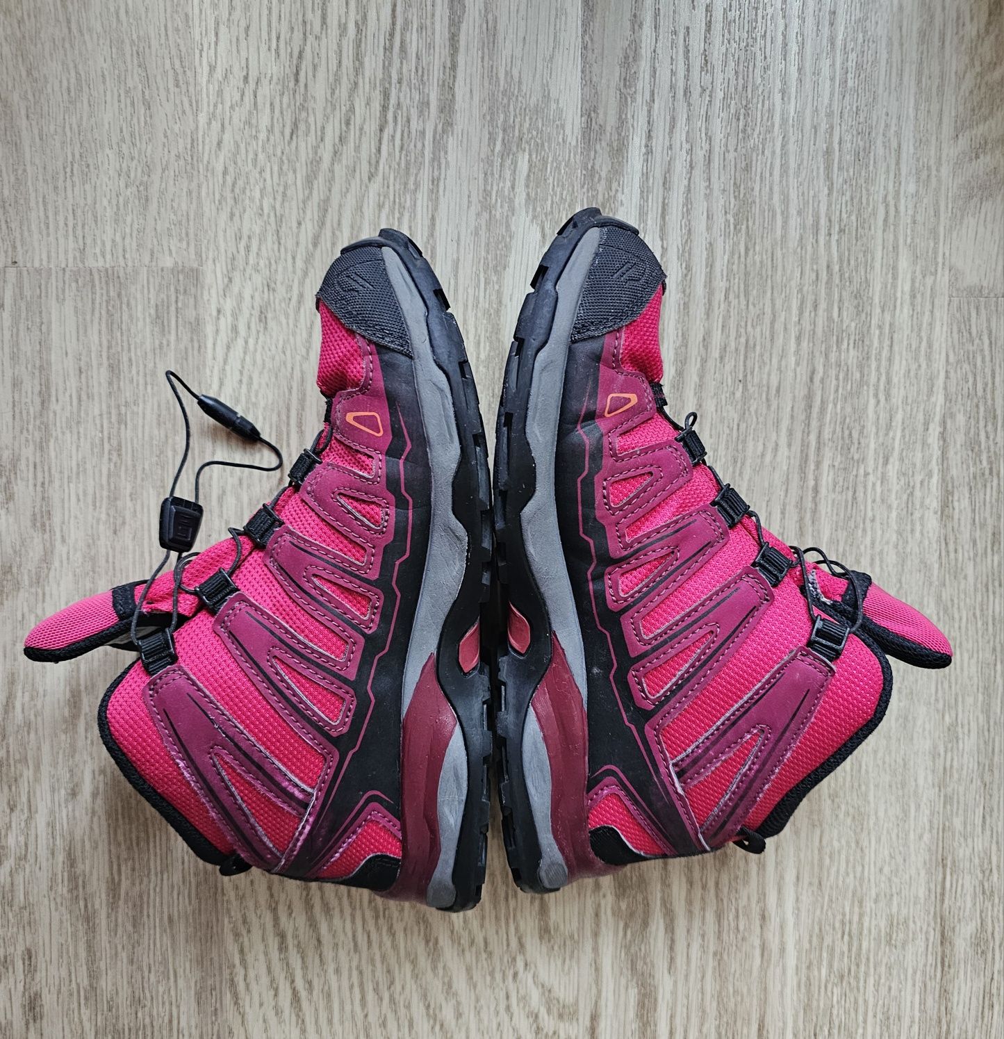 Salomon туристически обувки 36 размер  gore-tex