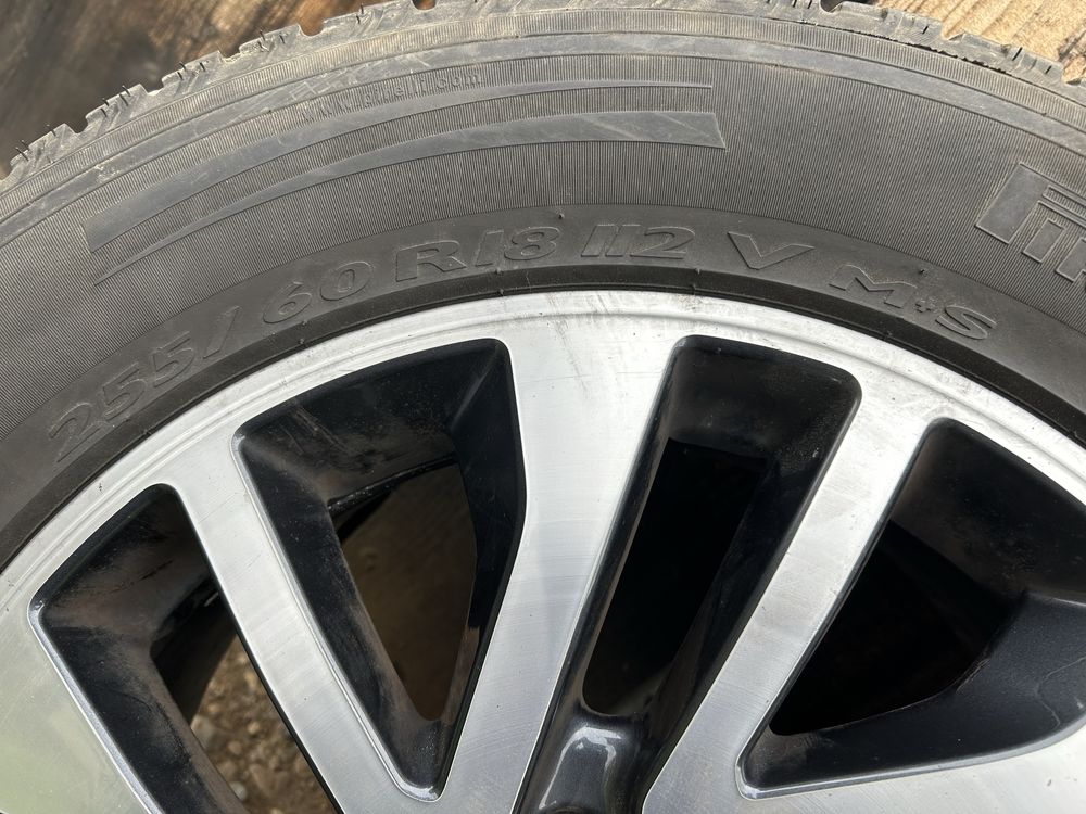 Jante aliaj originale Nissan Navara pe 18’’ cu anvelope Pirelli