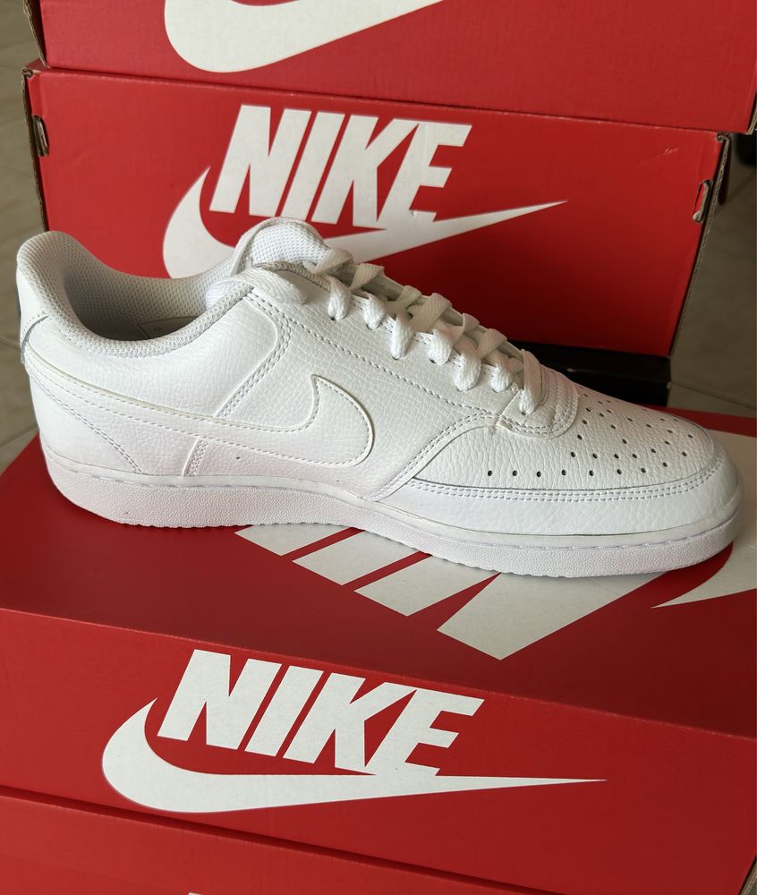 Маратонки Nike, Champion, Найк