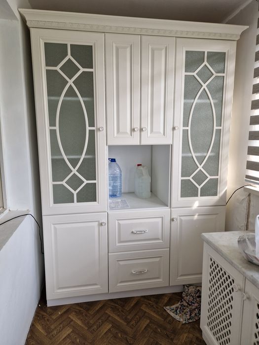 Посудный шкаф для кухни