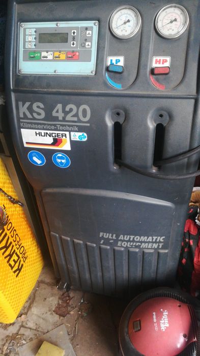 Statie de încărcare auto cu freon