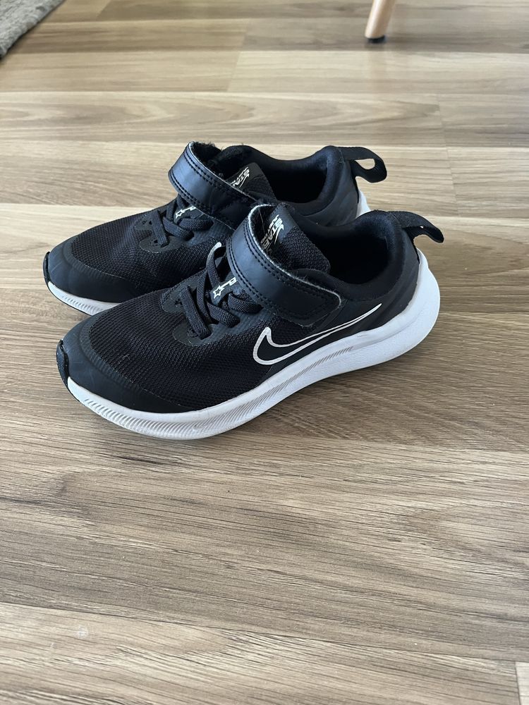 Маратонки Nike +подарък пантофи