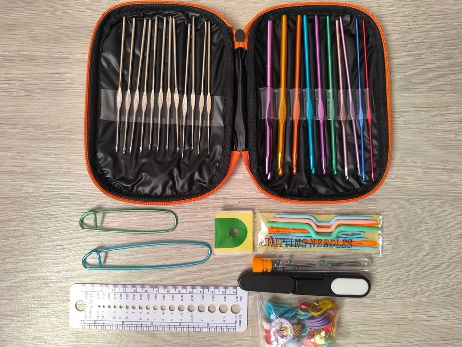 Набор для вязания+ пряжа 10шт