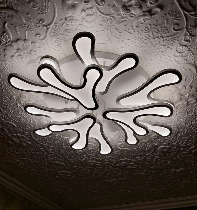 Люстра в идеальном состоянии