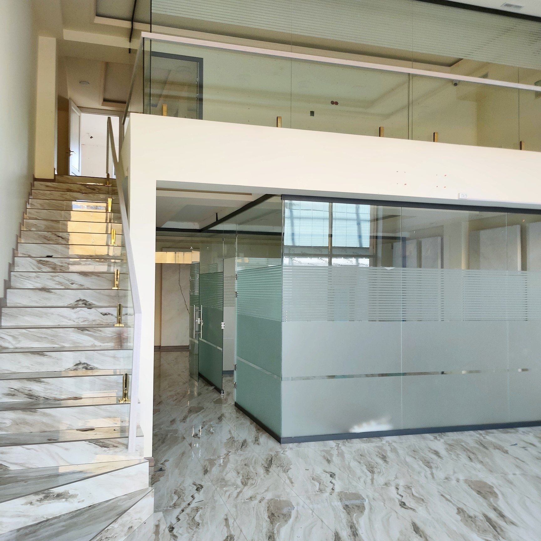 продается Шайхрнтохур Коратош Нежилой "golde house" 136m2