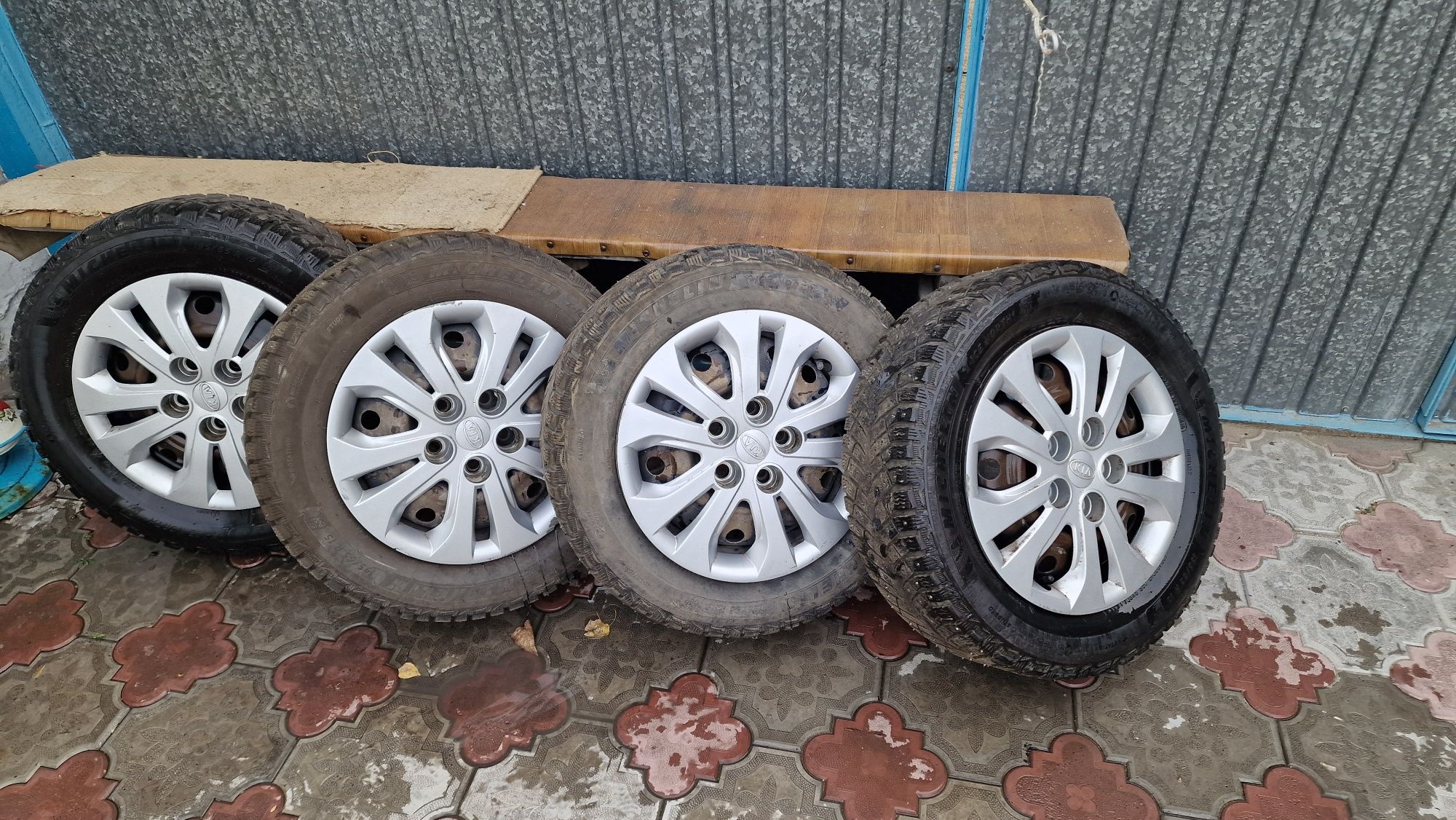Шины диски на 15. 195/65/R15 / ЦО (DIA): 67.1 mm
Сверловка (PCD): 5