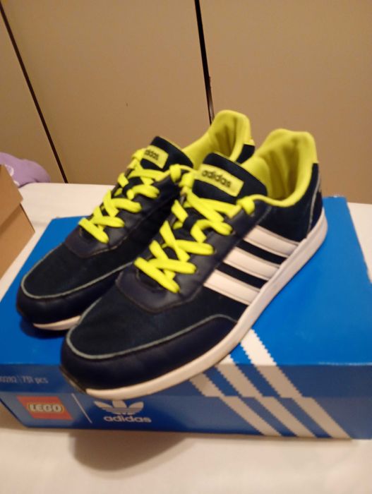Pantofi sport Adidas nr.38