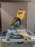 Circular DeWalt dws773