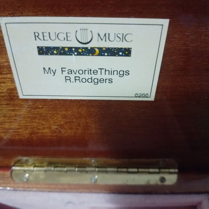 Cutie muzicala Reuge