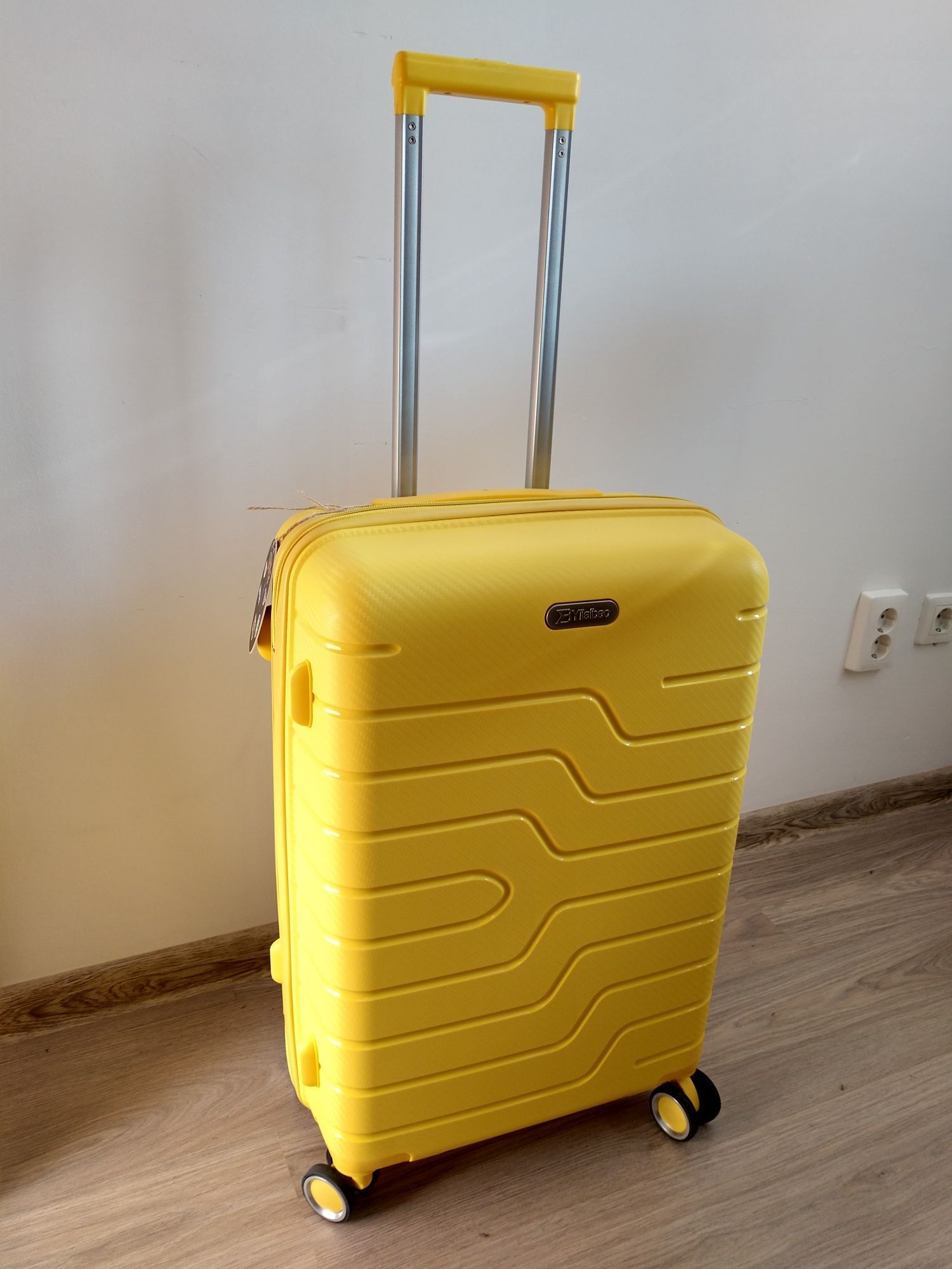 Новый желтый чемодан кодов замком сумка туристический чемодан дорожный