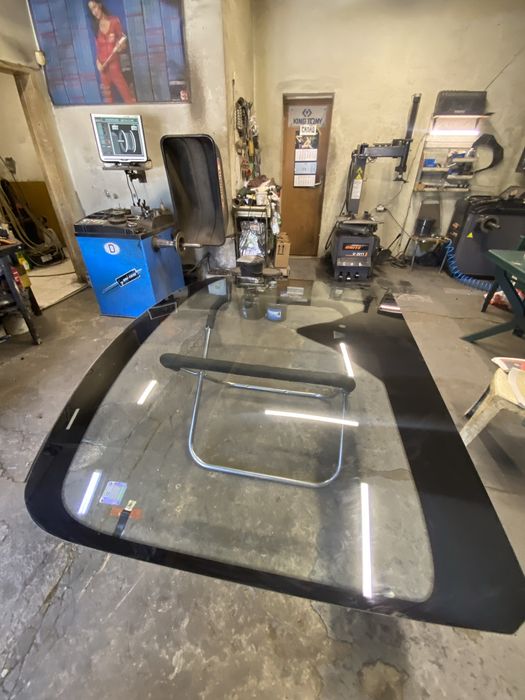 Автомобилни стъкла 2 ръка