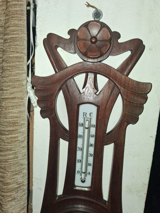 Barometru art nouveau