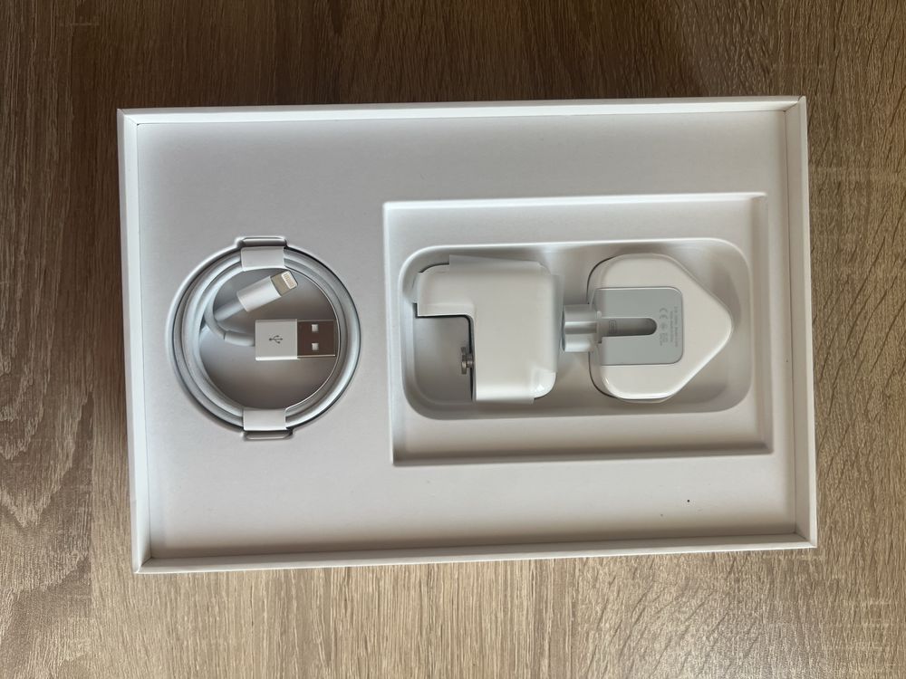 Продавам iPad mini 5