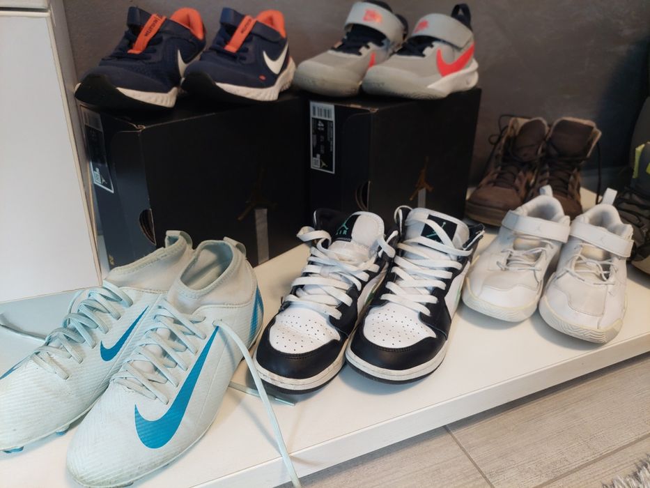Adidași originali si ghetuțe marimi de la 32 la 36