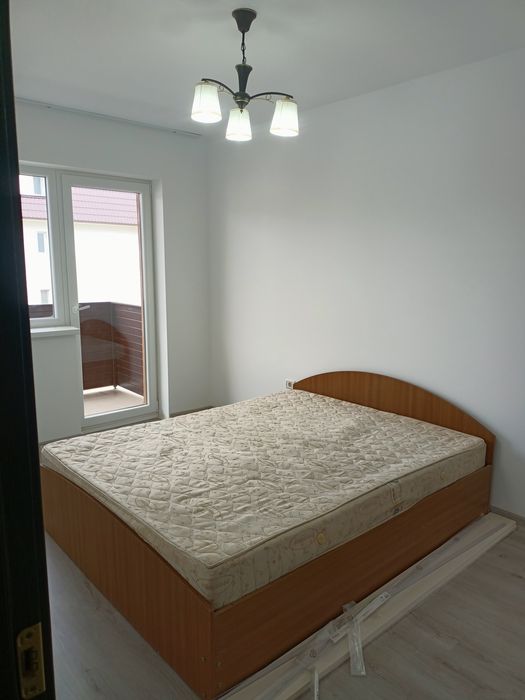 Inchiriez apartament 2 camere ,decomandat, NOU, etaj3-Subcetate