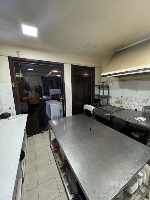 Tayyor yurib turgan kafe biznesi