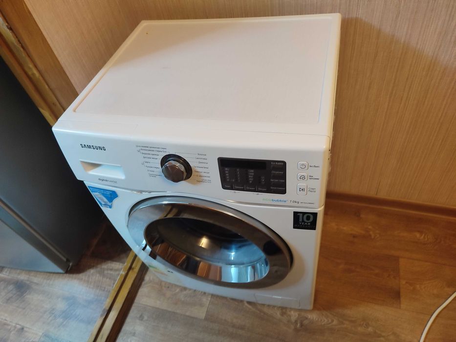 Продам стиральную машину samsung