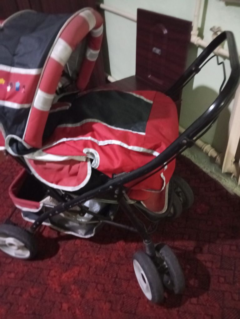 Детская коляска, Продаётся срочно,