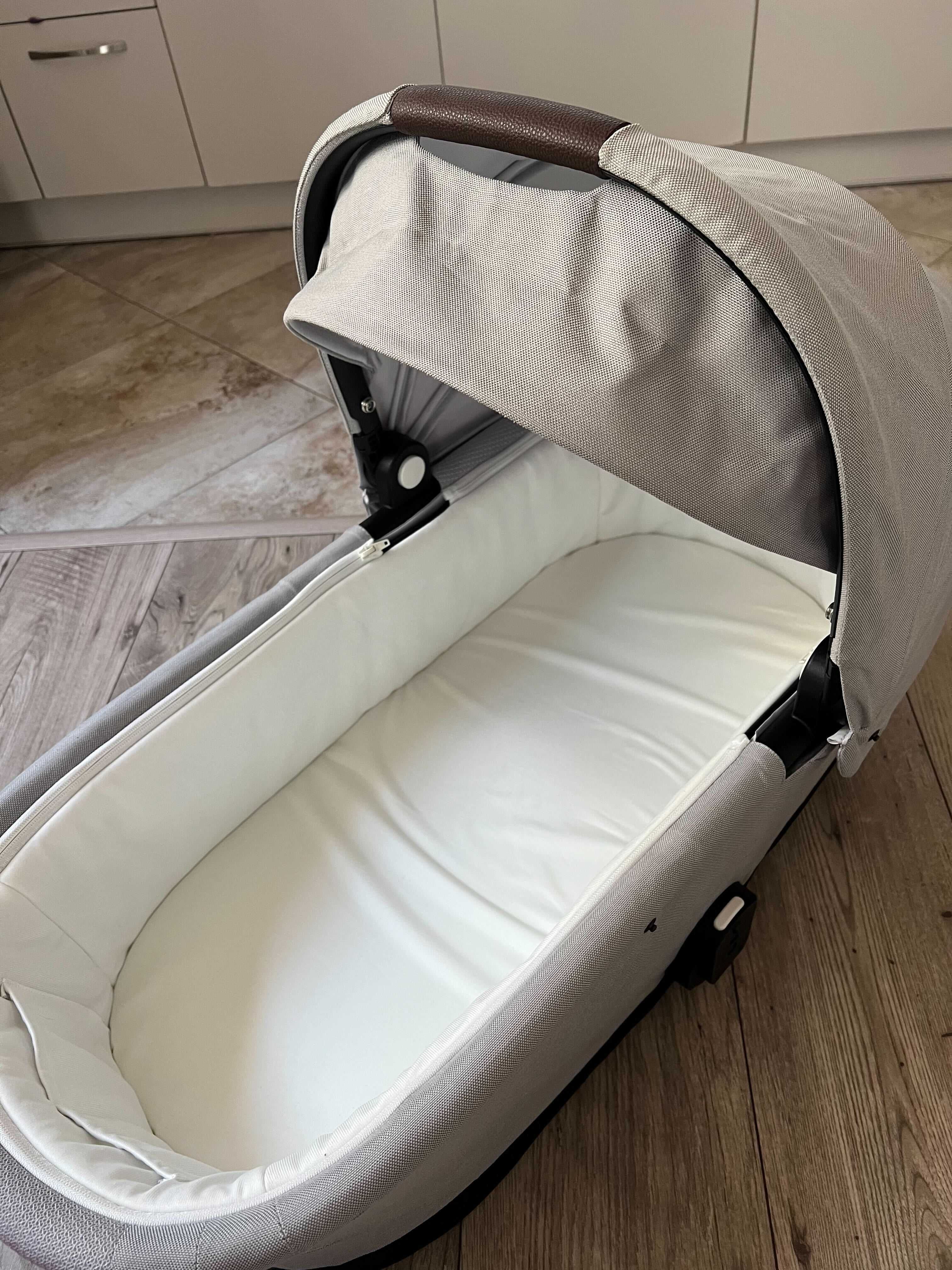 Кош за новородено Cybex Gazelle s