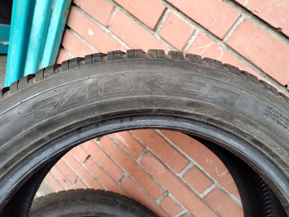 Продавам 4 зимни гуми 245/50/19 Falken