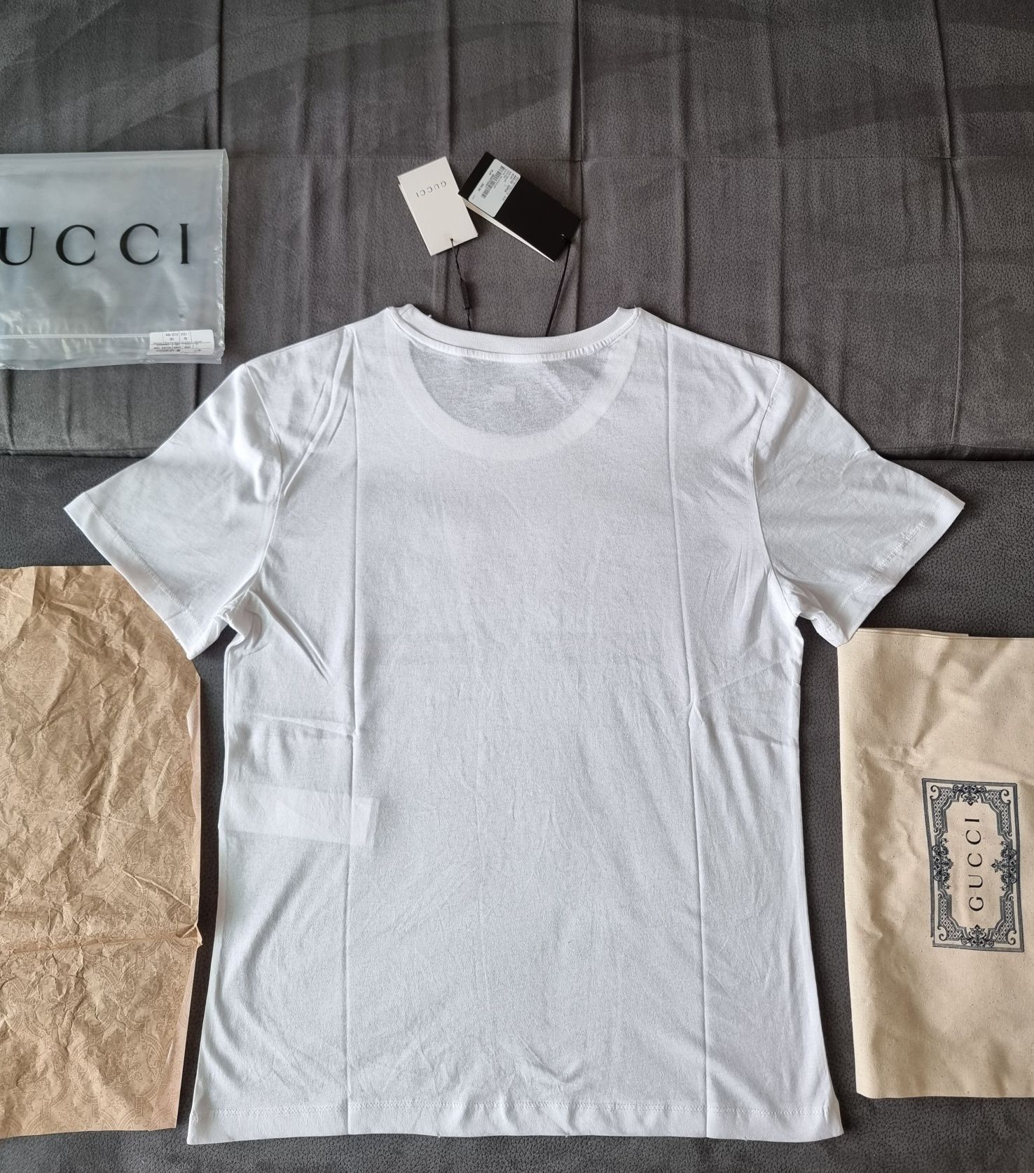 Gucci Oversize washed T-shirt with Gucci logo Намаление за последни