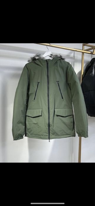 Адидас Парка.