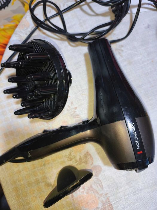 Сушоар Remington 2300w