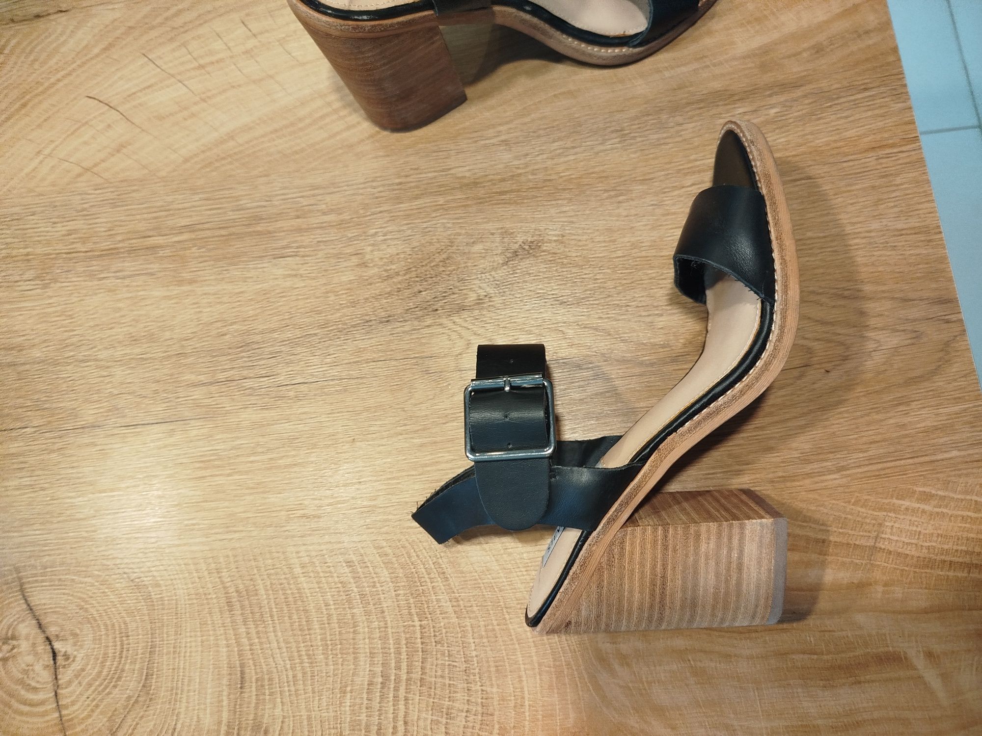 Дамски сандали Steve Madden