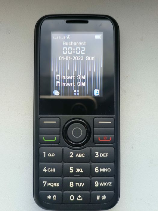 Vand telefon F3, foarte putin folosit