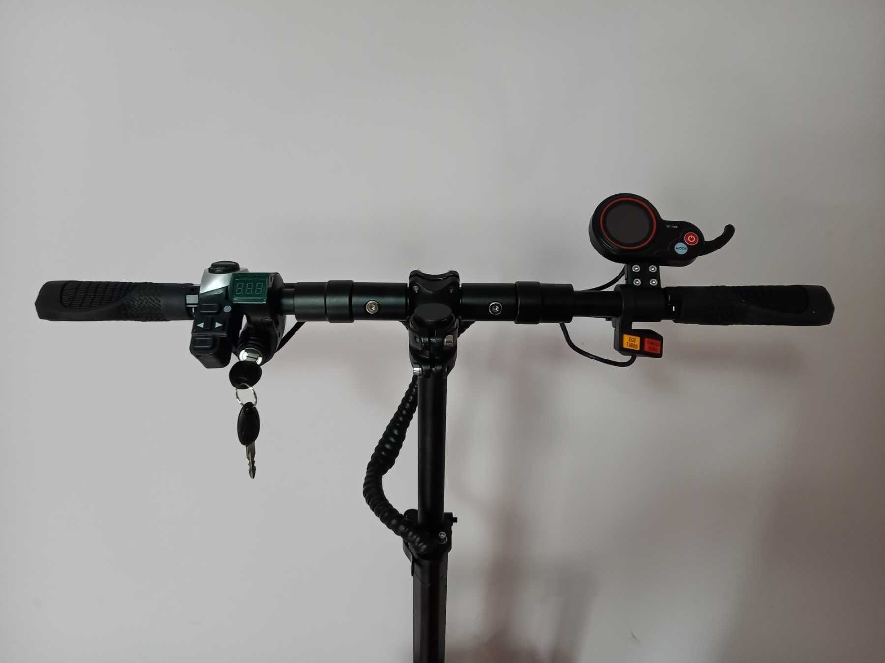 Електрически скутер/тротинетка със седалка BOYUEDA S3 6000W 38AH