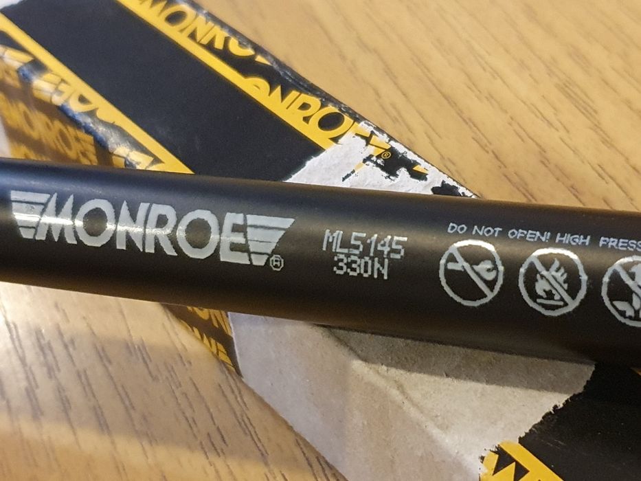 Амортисьори за багажник на Фолцфаген..