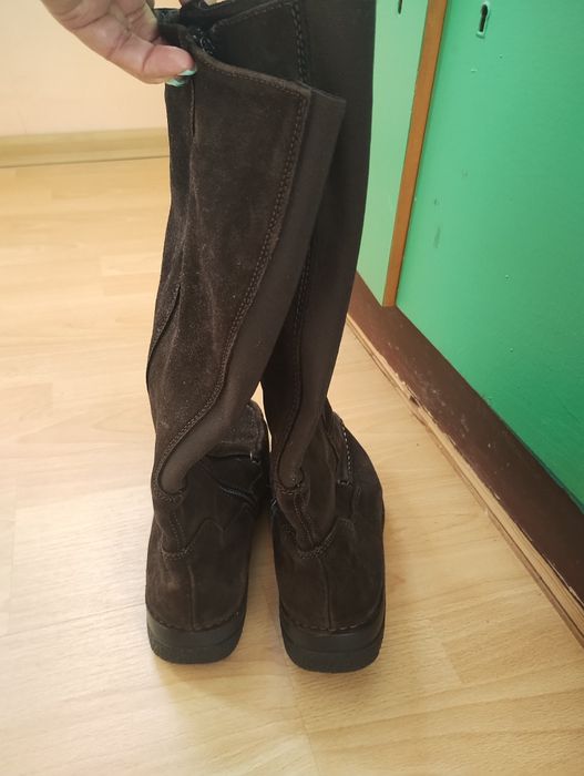 Подарявам дамски ботуши 40номер.