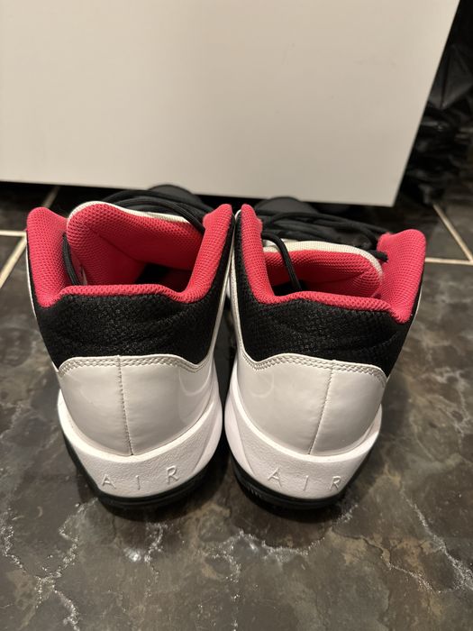 Baskets Jordan marimea 41