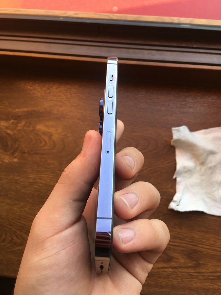 iPhone 14 Pro Sotladi Karopka bor